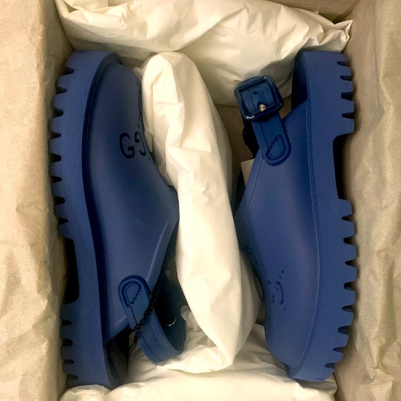 CHILDREN'S CUT-OUT GG SANDAL
SIZE 27. (US10.5) - Picture 4 of 15